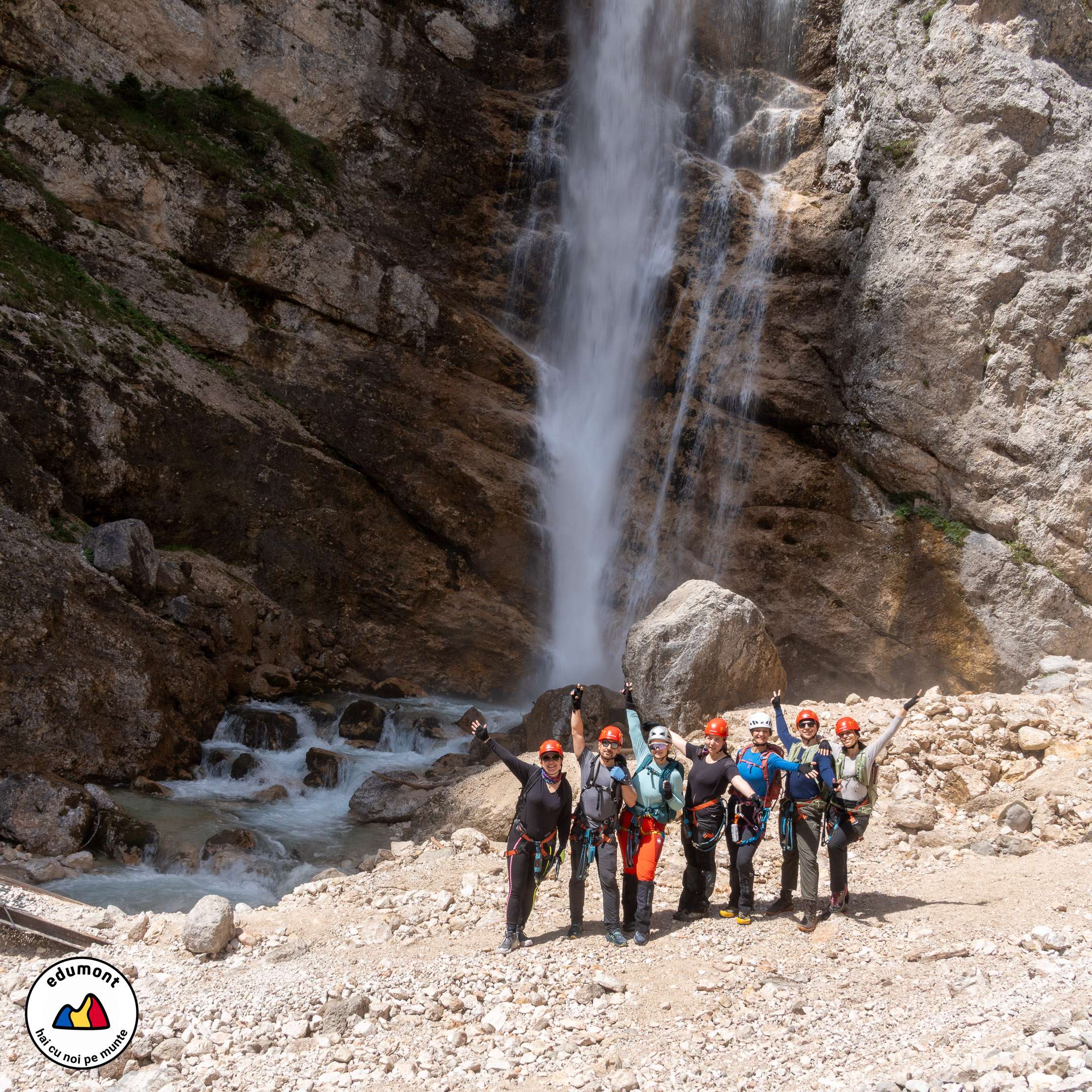 09 Tură de via ferrata pentru începători la Cascate di Fanes, în excursie în munții Dolomiți